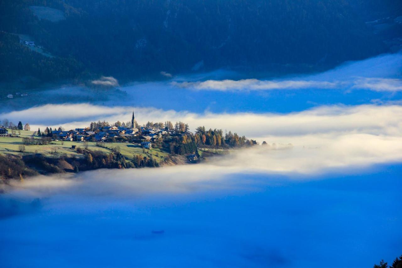 Hotel Thuinerwaldele Випитено Экстерьер фото