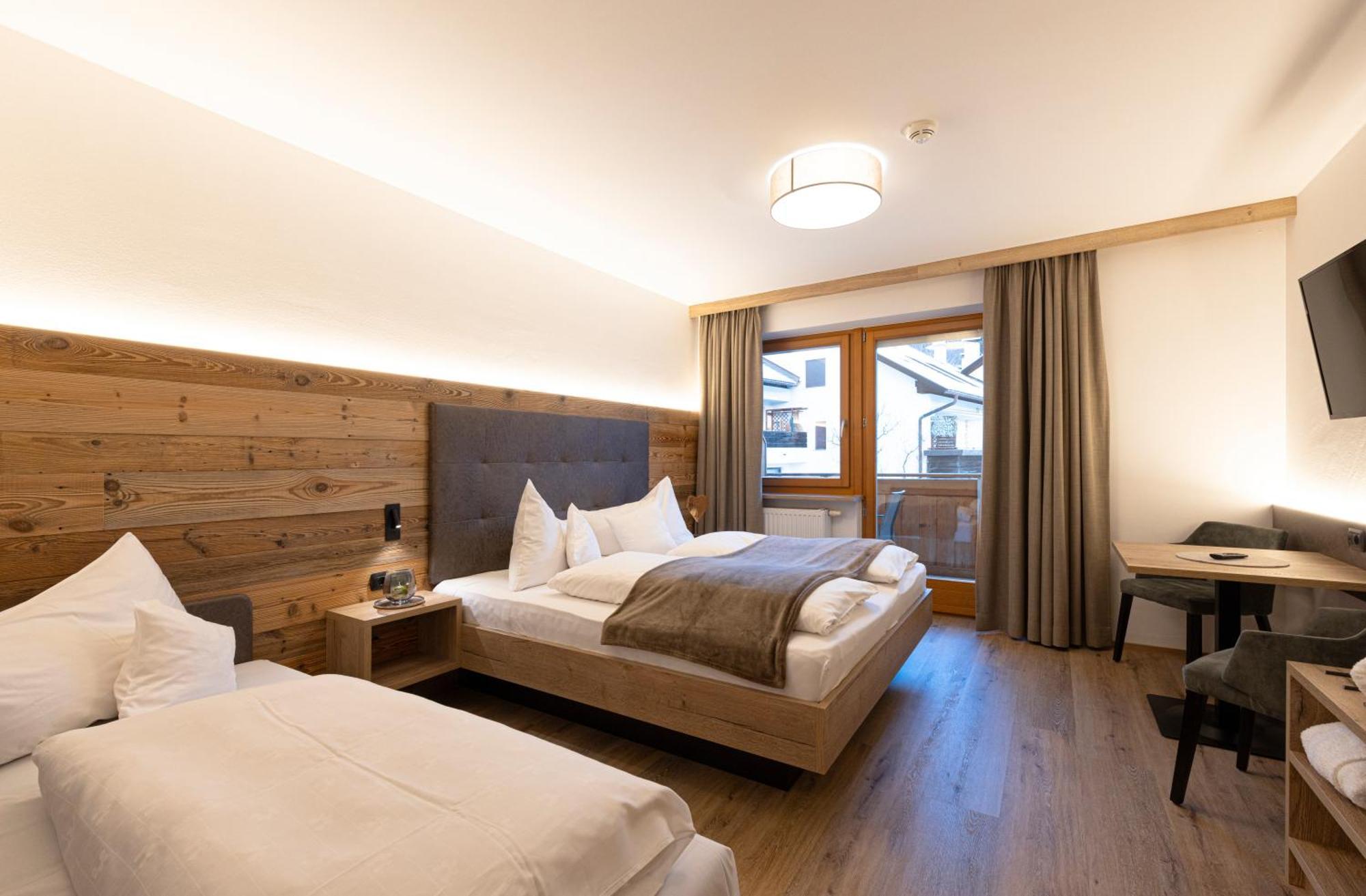 Hotel Thuinerwaldele Випитено Экстерьер фото