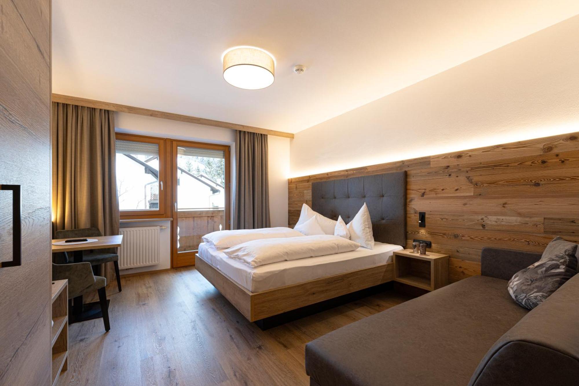 Hotel Thuinerwaldele Випитено Экстерьер фото