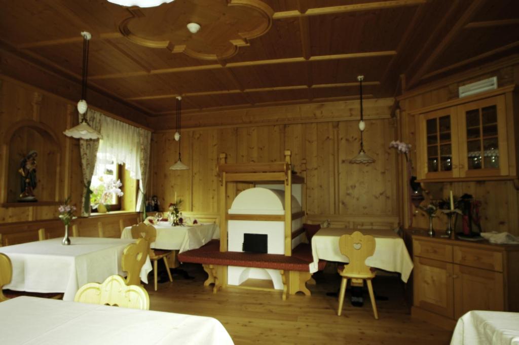 Hotel Thuinerwaldele Випитено Экстерьер фото