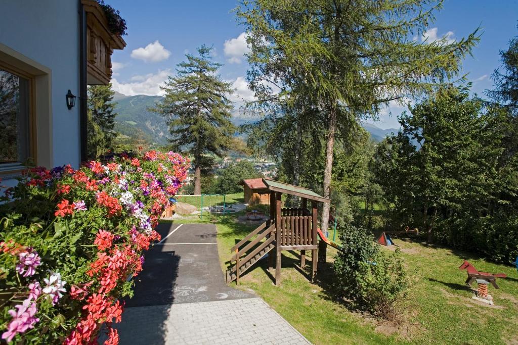 Hotel Thuinerwaldele Випитено Экстерьер фото